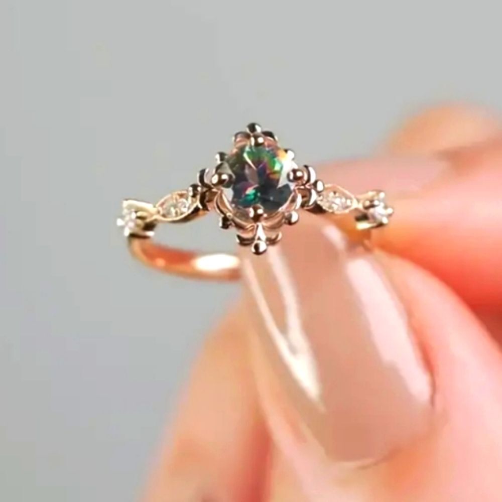 Stunning golden colorful diamond wedding ring sz 5